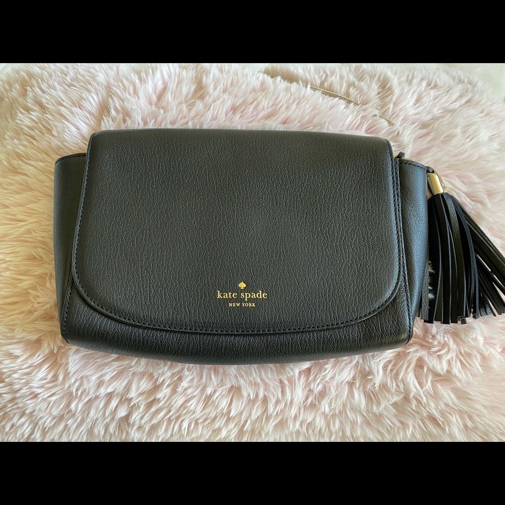 Kate Spade ♠️ purse - Picture 2 of 8
